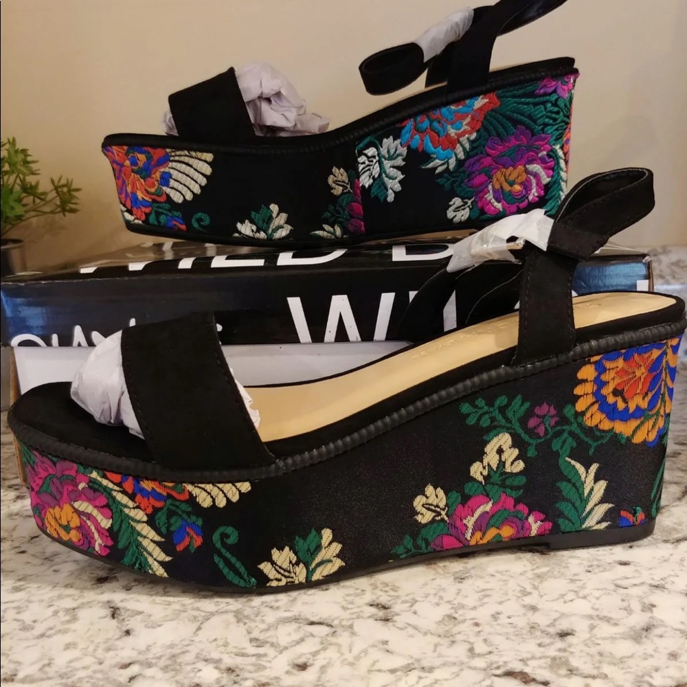 Brand new platform wedge shoes